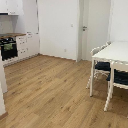 Timeless: 4 Zimmer Apartment Ludwigsburg Eksteriør bilde
