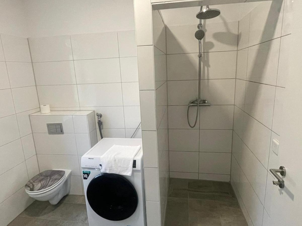 Timeless: 4 Zimmer Apartment Ludwigsburg Eksteriør bilde